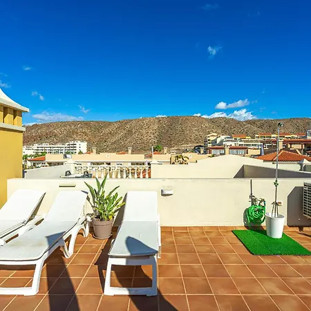 شقة Cosy Rooftop Terrace *